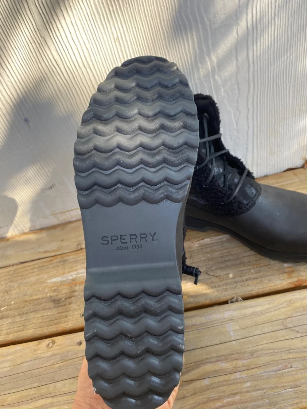 Sperry Top Sider Thinsulate faux fur black leather lace up bootie size 10